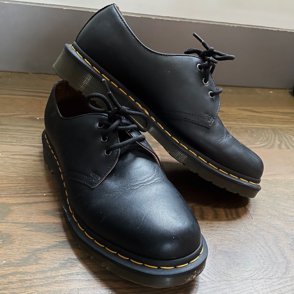 Dr. Martens 1461 Black Smooth Oxford Shoes | Women’s Size 10/Men’s 9